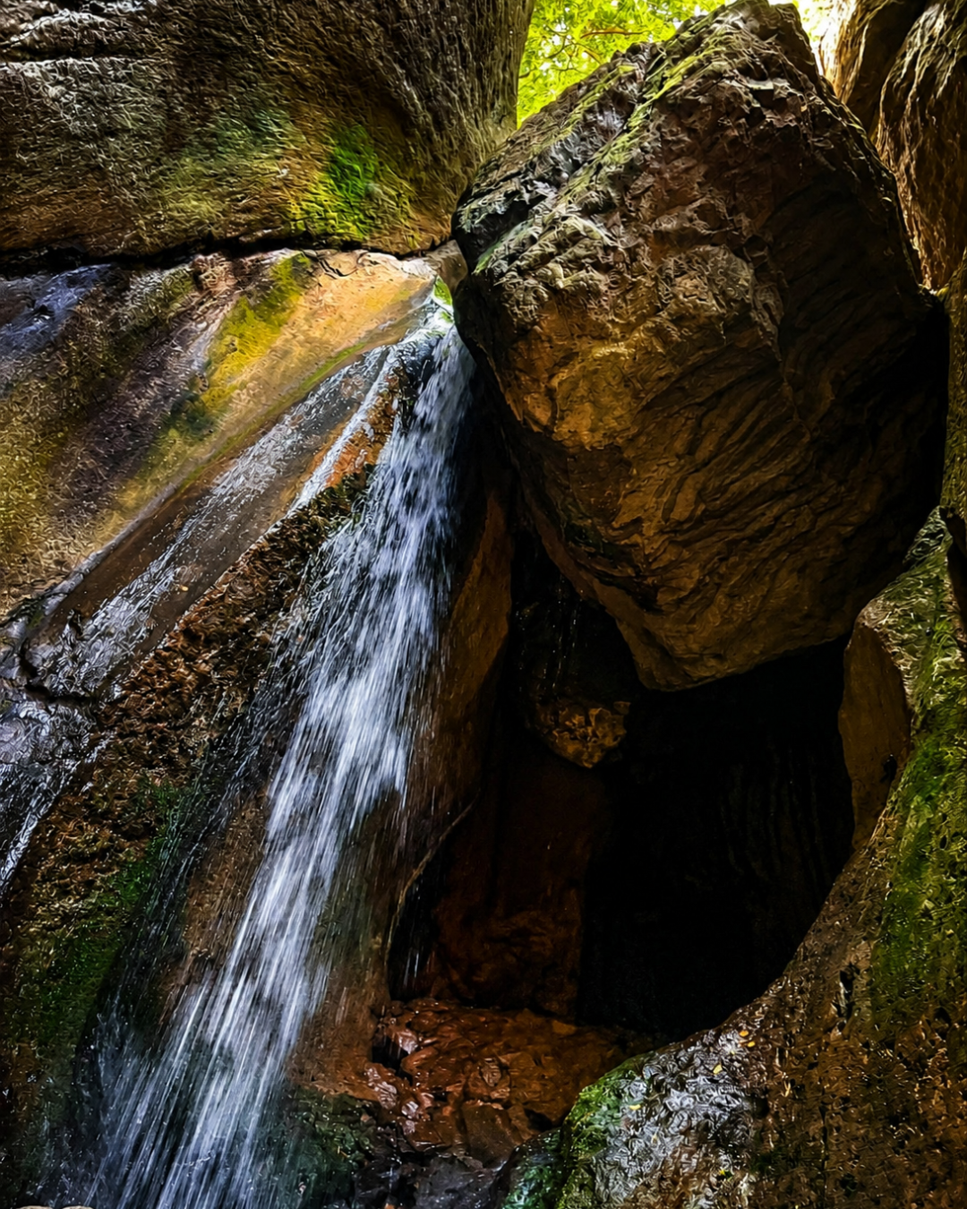 The waterfall near Lake Atitlán